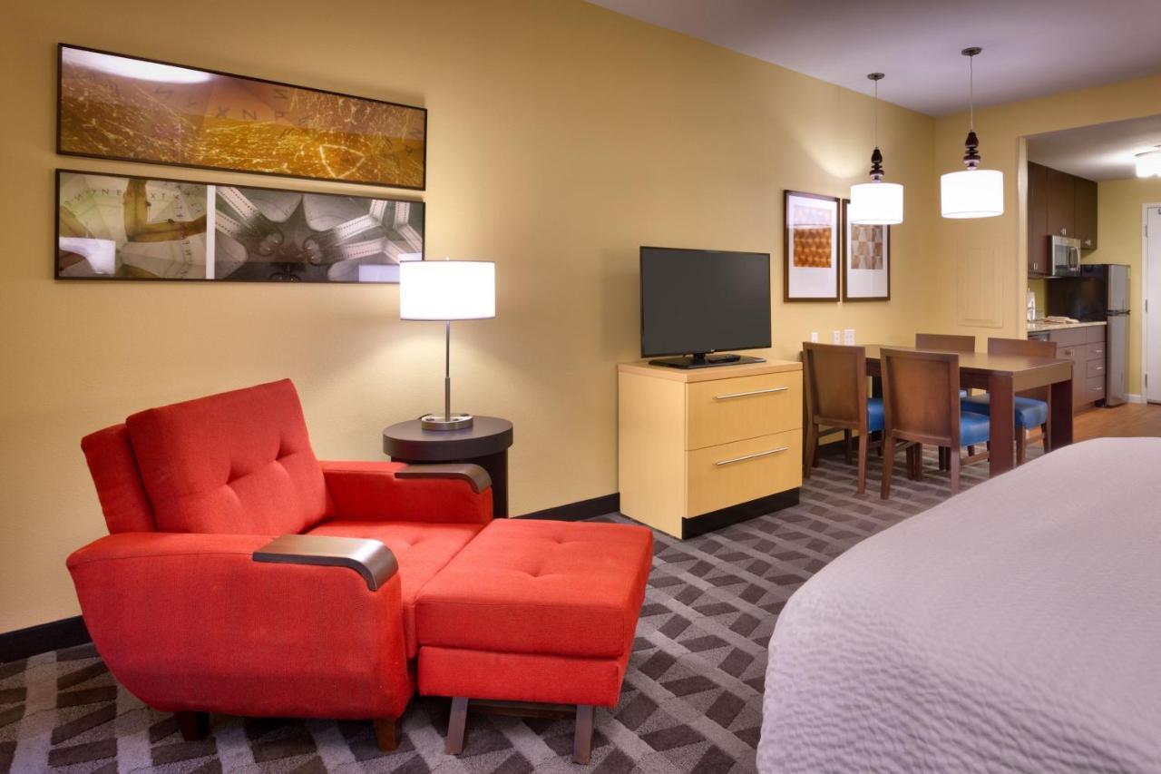 Towneplace Suites By Marriott Dickinson Esterno foto